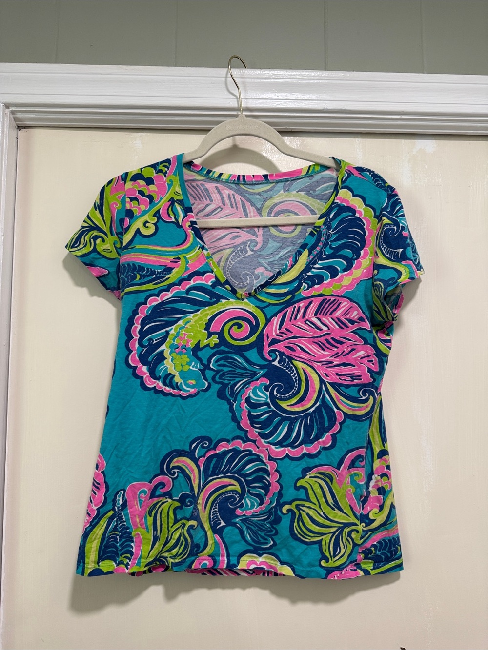 Lilly Pulitzer Teal Hot Pink Lime Paisley V-Neck Tee